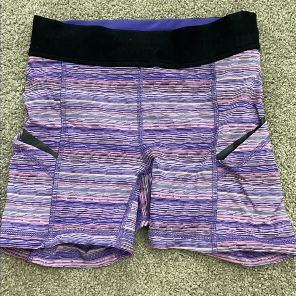 LULUMEON SHORTS